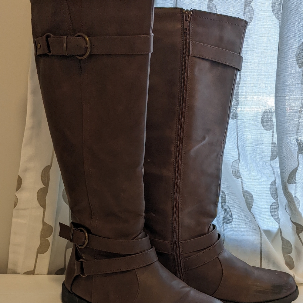 Women's Size 8 Tall Brown Boots